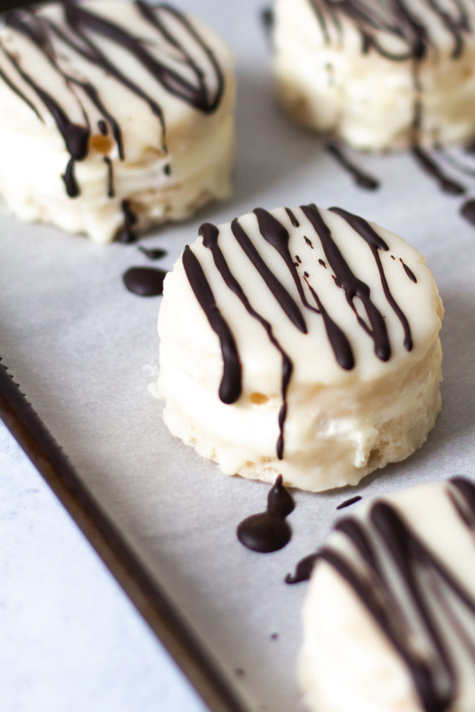 Easy homemade zebra cakes recipe